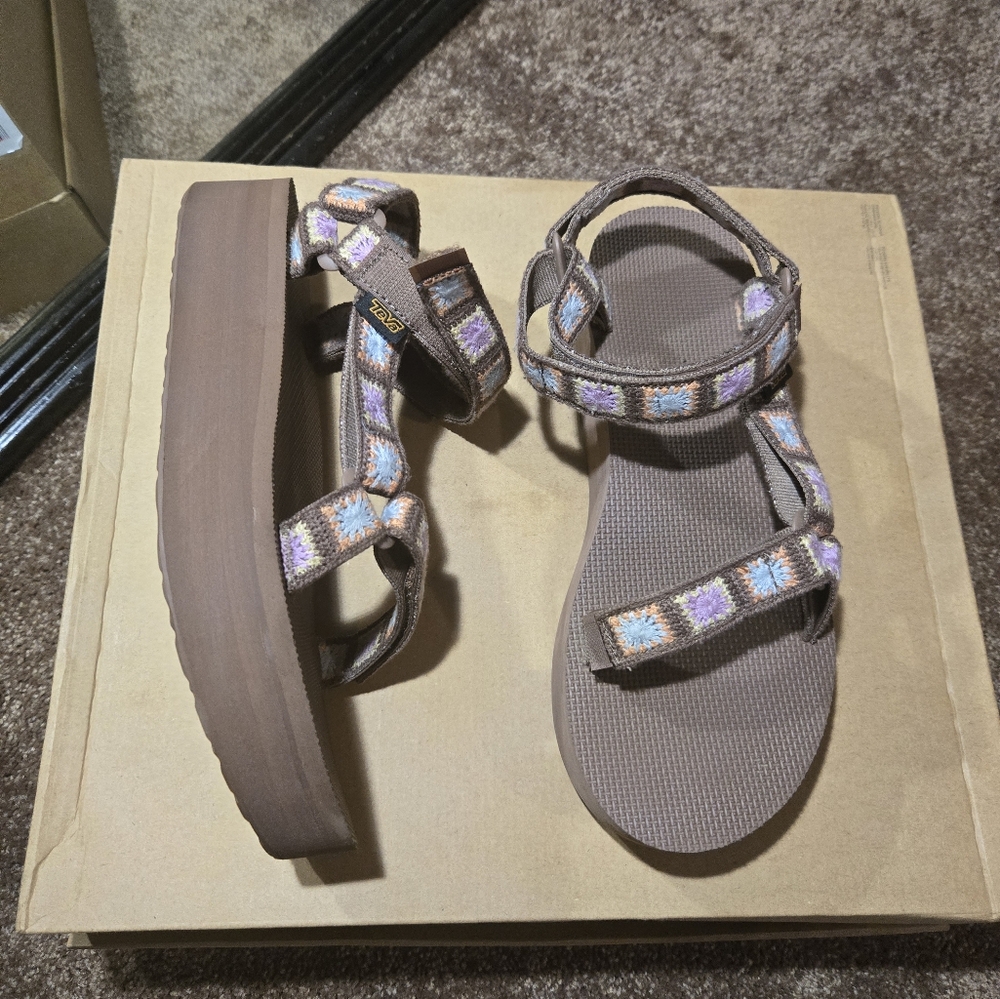 Teva Universal Flatform Crochet Sandals